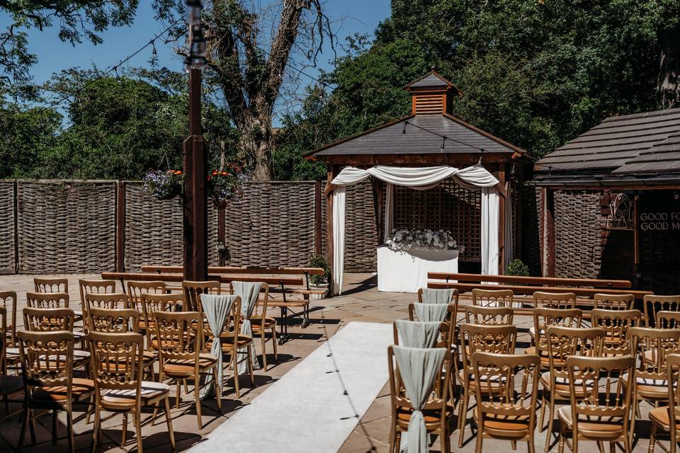 Outdoor ceremony