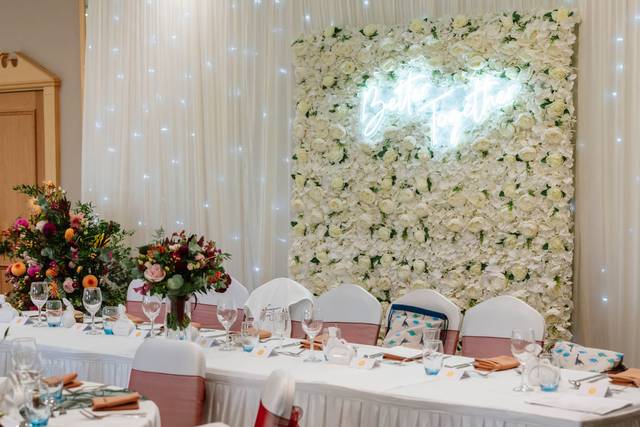 Ballroom Top Table