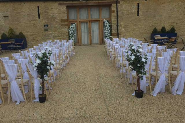 Perfectly Matched Venue Styling