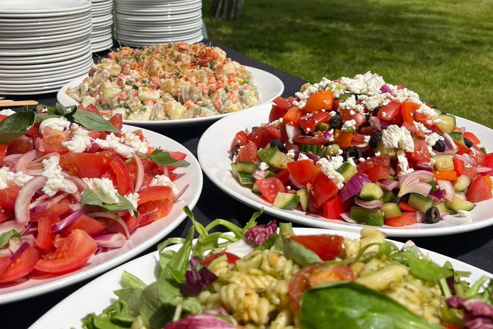 Pizza & Seasonal Salad's