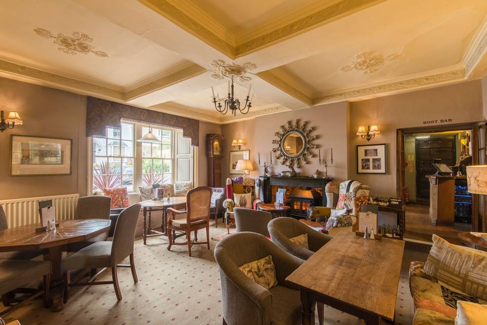 Luttrell Arms Hotel