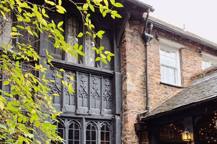 Luttrell Arms Hotel