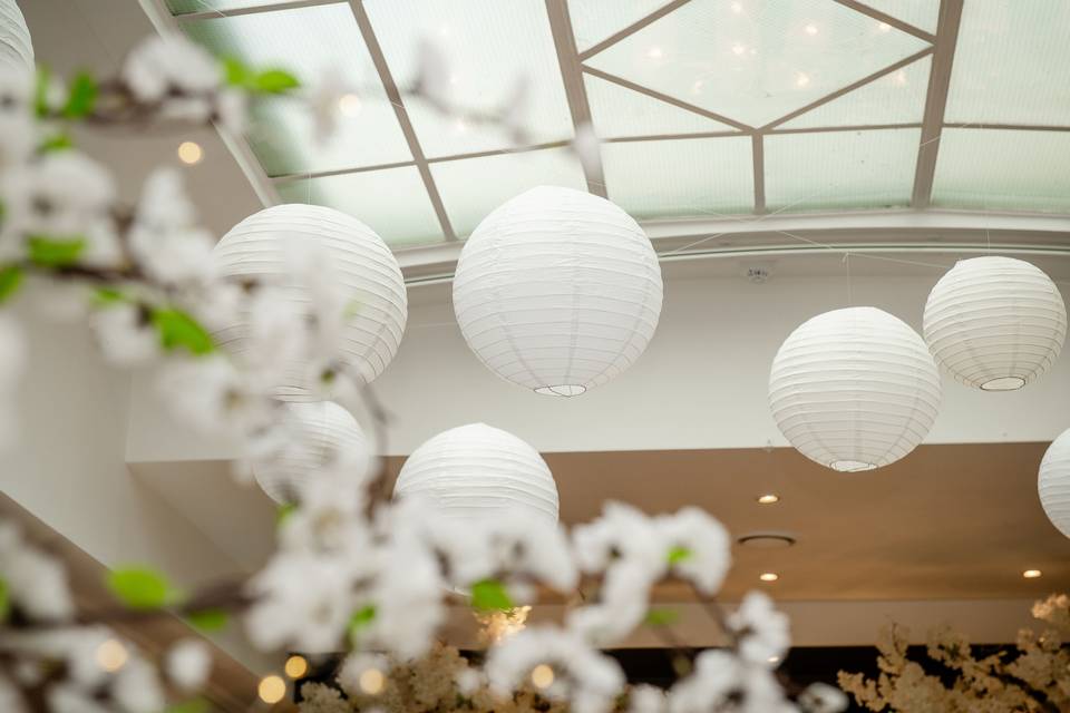 Shaw Suite - Lanterns