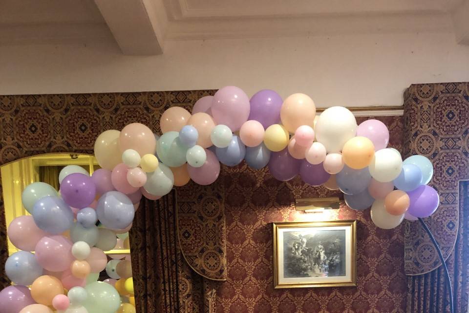 Balloon Hoop