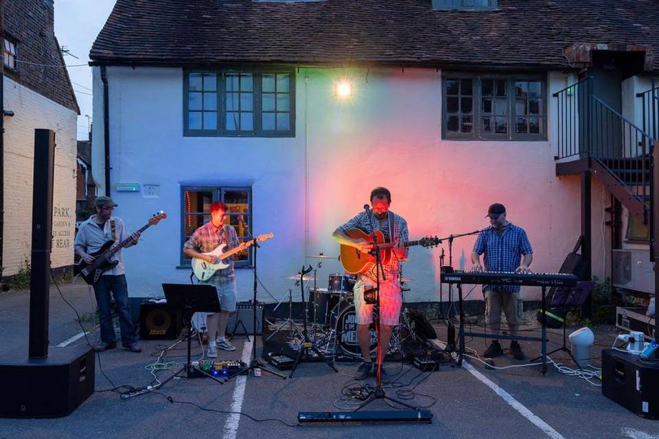Bletchingley Hotel