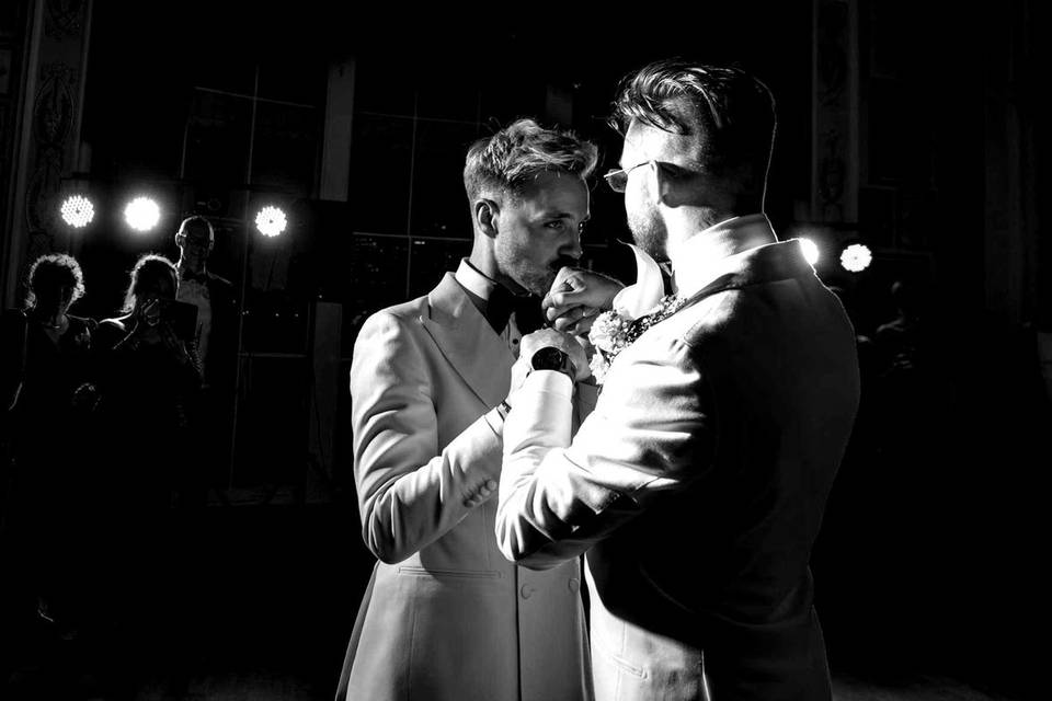Couples first dance