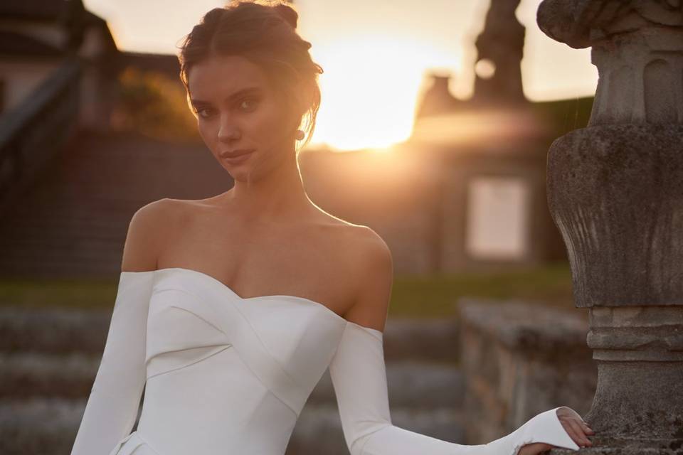 Satin ballgown with sleeves