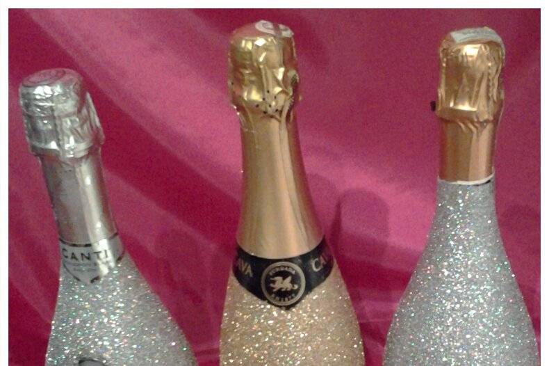 Glittered Bottles of Bubbly