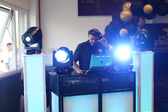 Dj Fibba on the decks