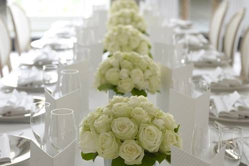 Lond table setting