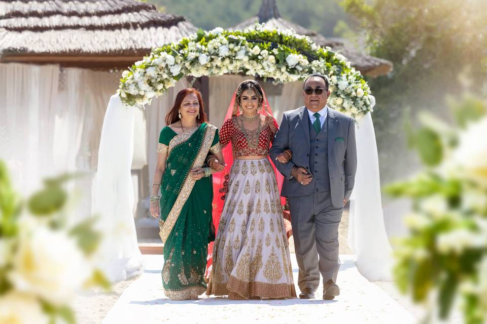 Bride entrance with parents