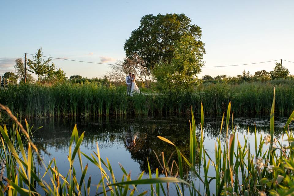 Hanbury Barn Wedding Photos