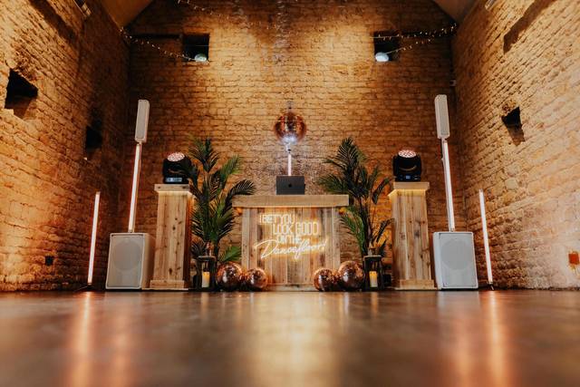 Pro Wedding DJs