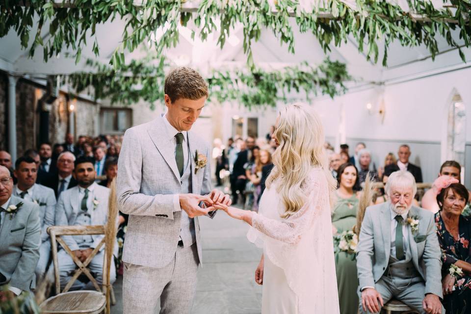 CEREMONY BARN