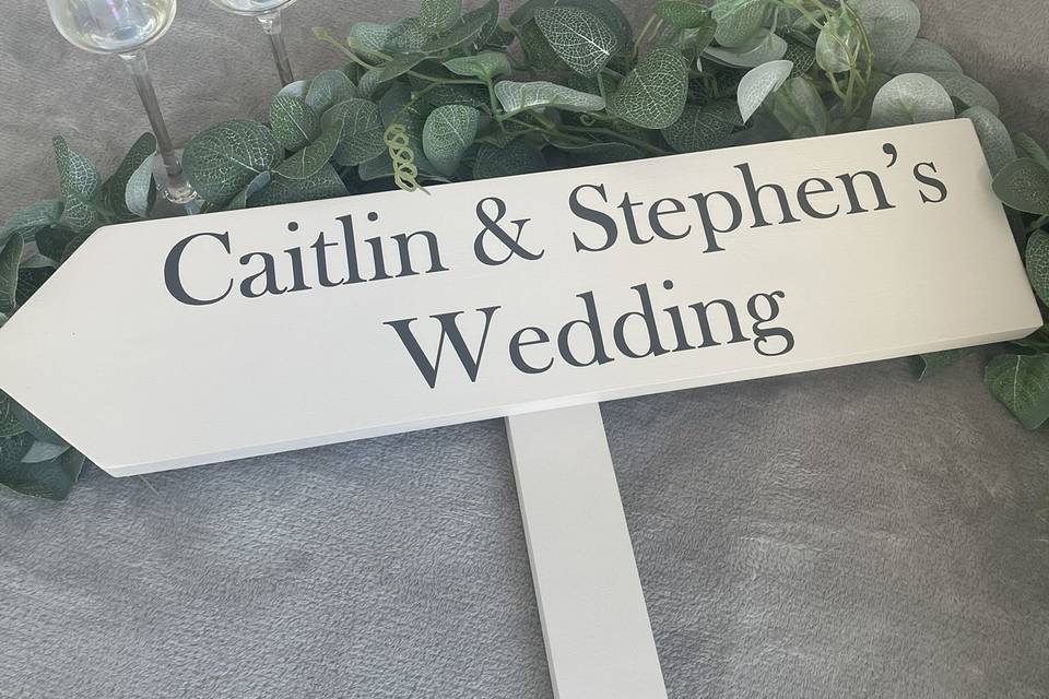 Wedding direction sign