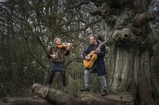 2 of Diamonds - Acoustic Duo