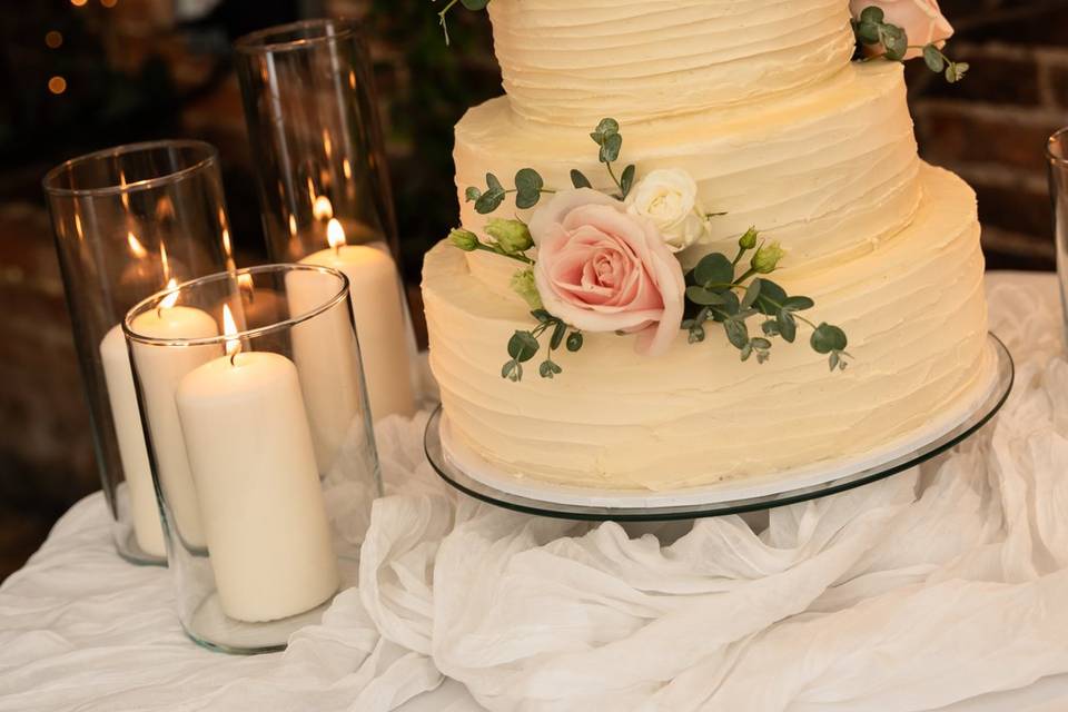 Wedding cake and candles