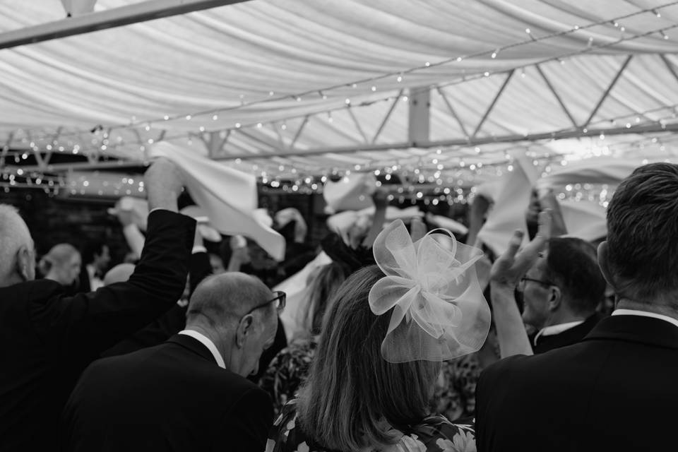 Spinning napkins at table