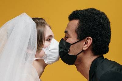 Kissing with masks