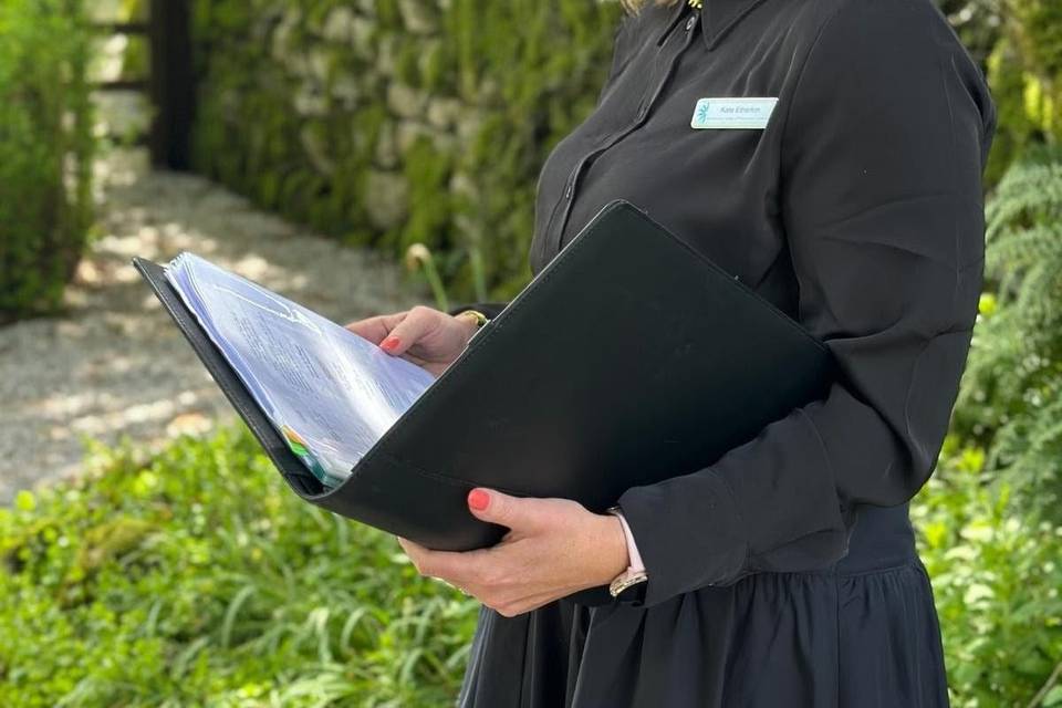 Kate Etherton | Celebrant