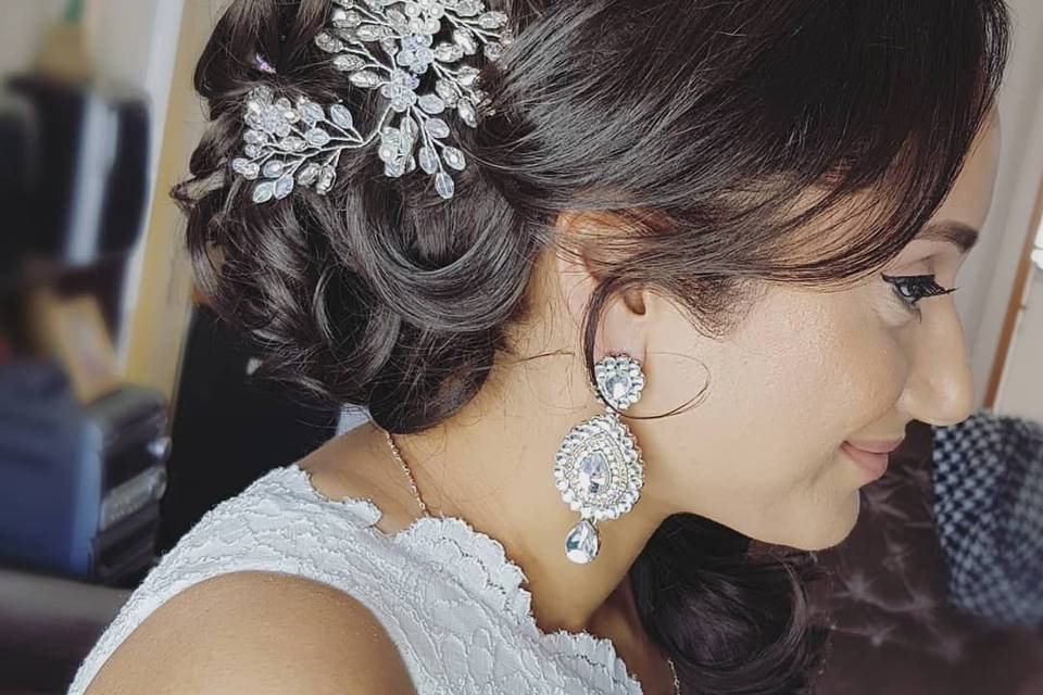 Bridal Hair & Make Up