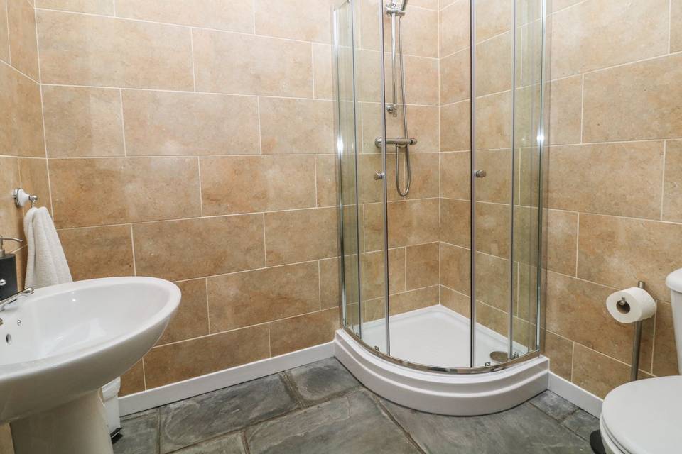Ensuite Shower
