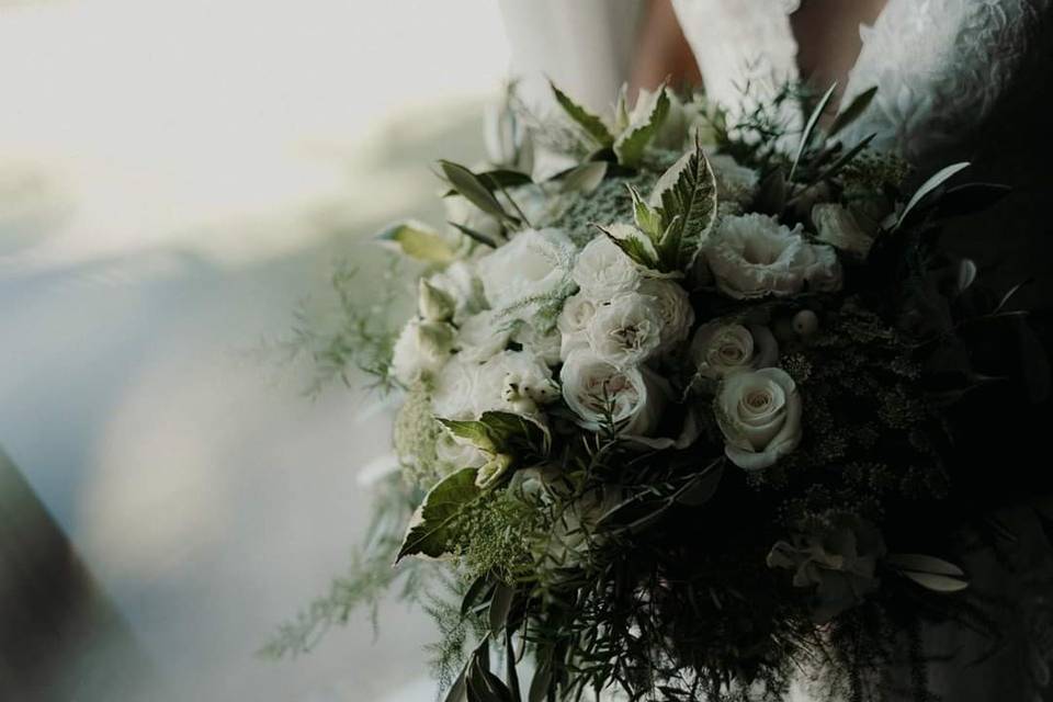 La Luna Floral Design in Hampshire - Wedding Florists 