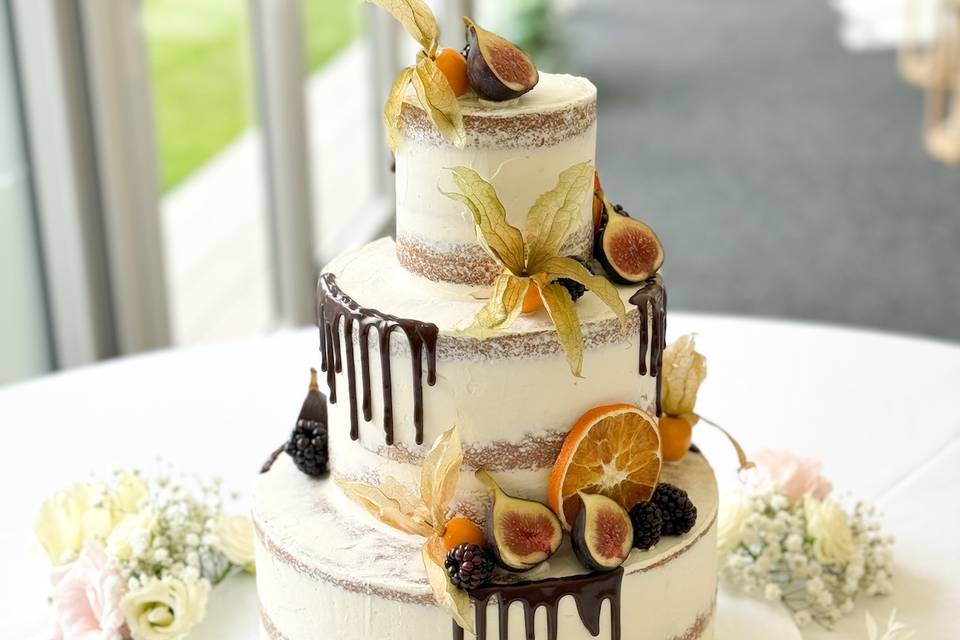 Naked Cake