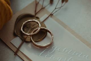 Molten Wedding Ring Company