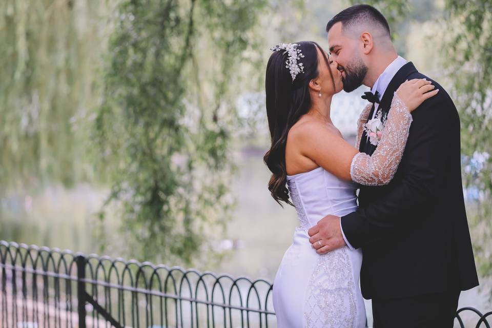 WEDDING LUTON