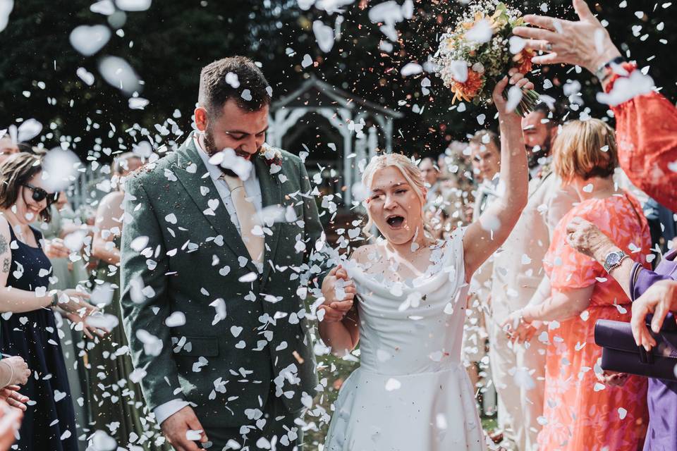 Confetti Cornwall wedding