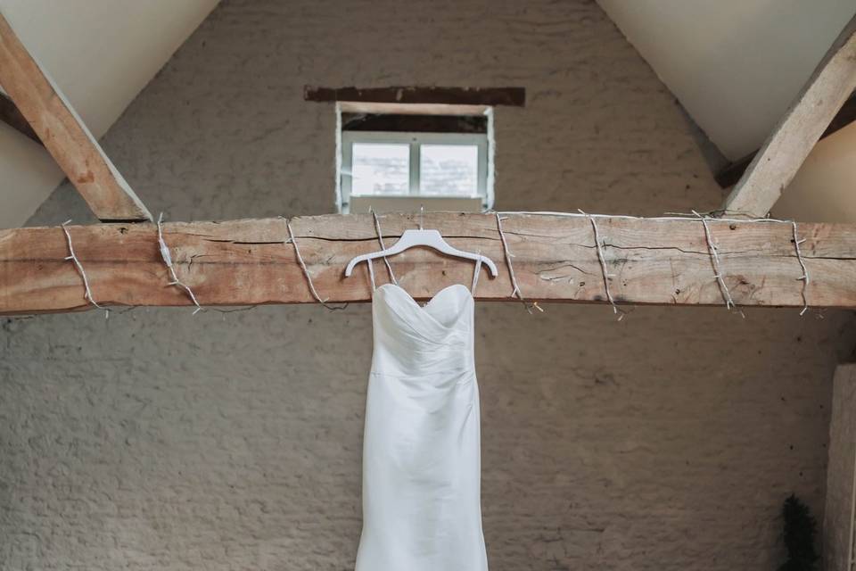 Dress/ bride/ cornwall