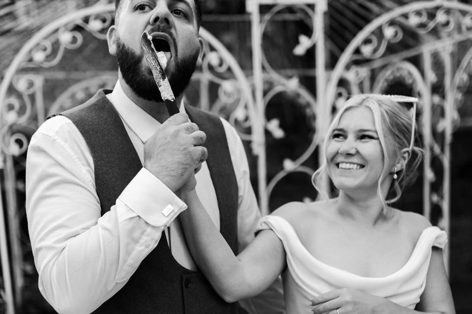 Natural wedding photography