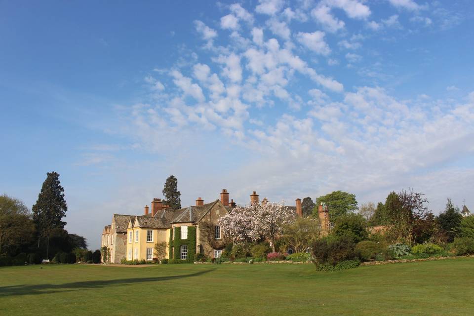 Corse Lawn House Hotel 18