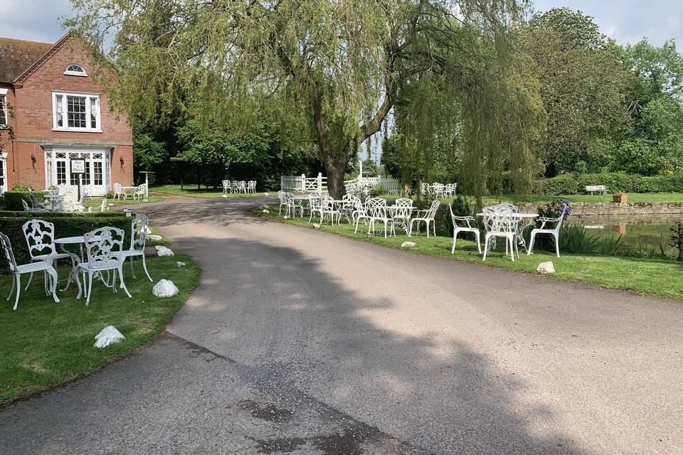 Corse Lawn House Hotel 1