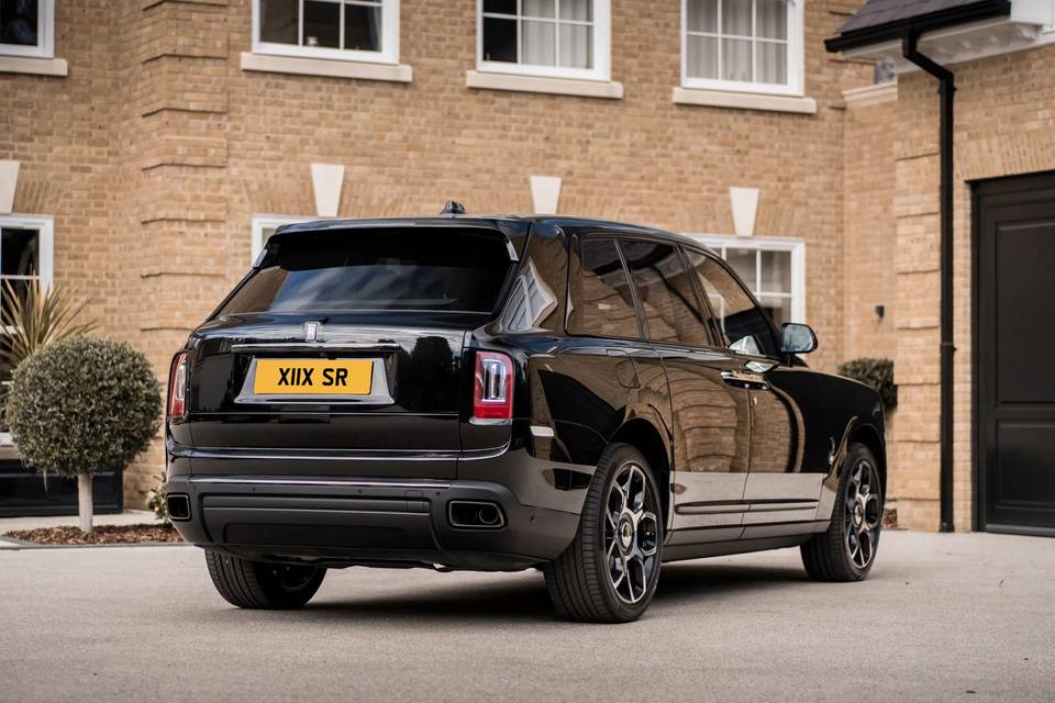 Black Rolls Royce Cullinan