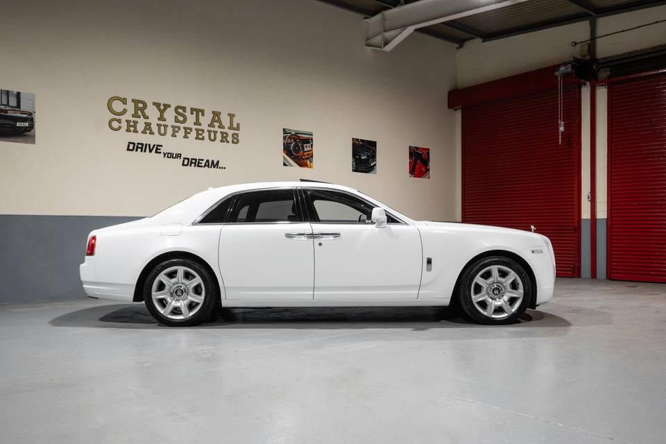 White Rolls Royce Ghost