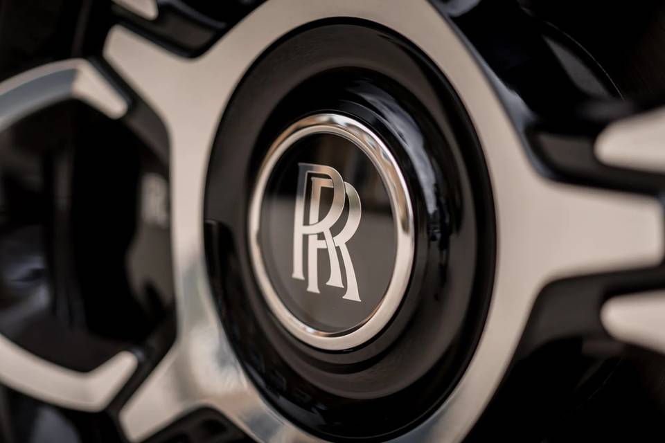 Black Rolls Royce Cullinan