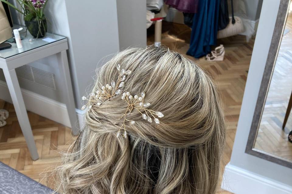 Bridesmaid hair