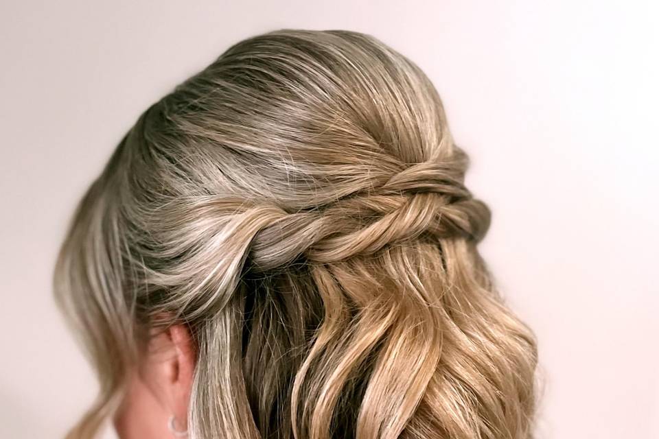 Bridesmaid Hair Half Up