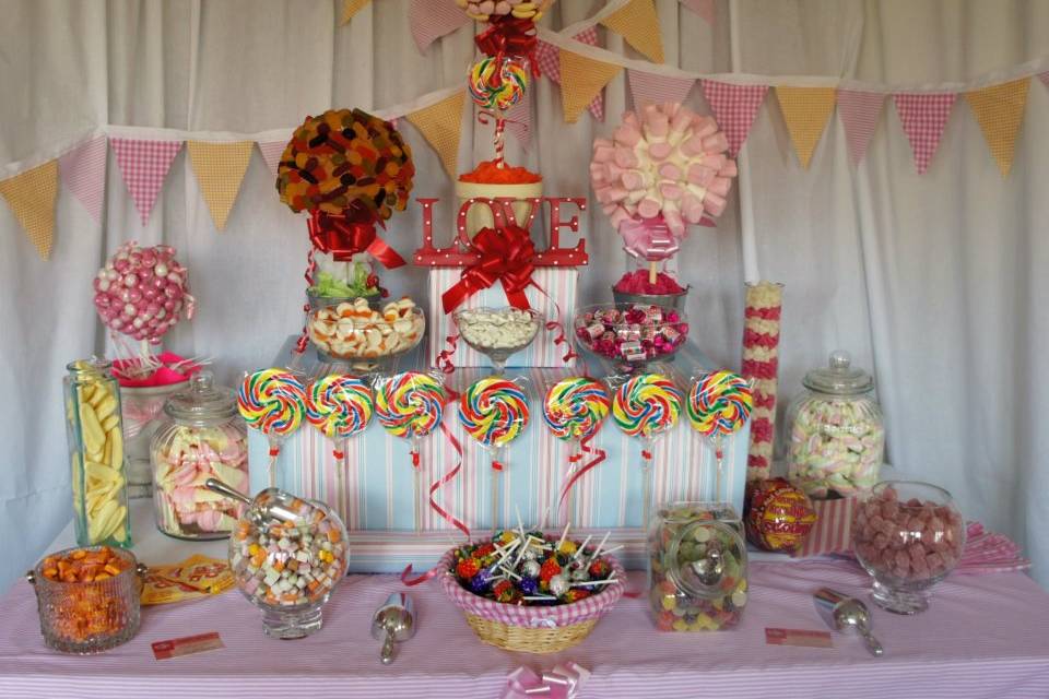 Sweet Hearts Candy Buffets and Sweet Trees