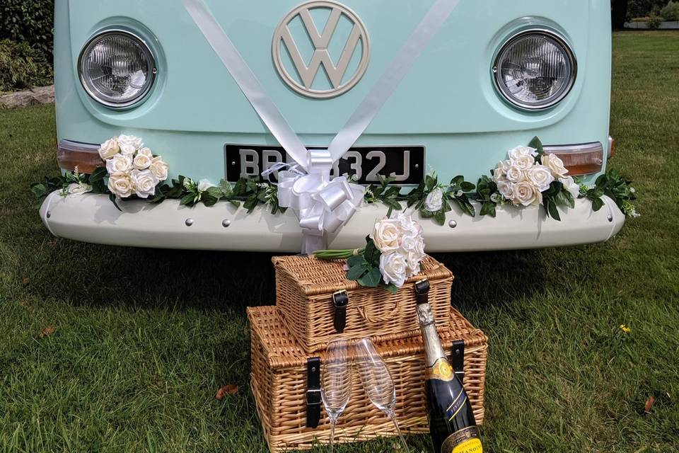 Minty the wedding bus