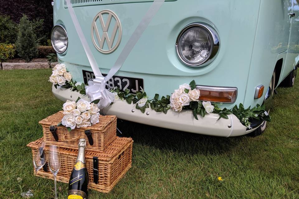 Minty the Wedding Bus