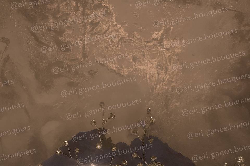 Royal Blue Majesty with Cryst