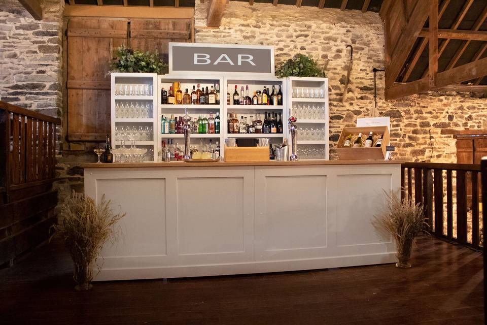 Wedding bar