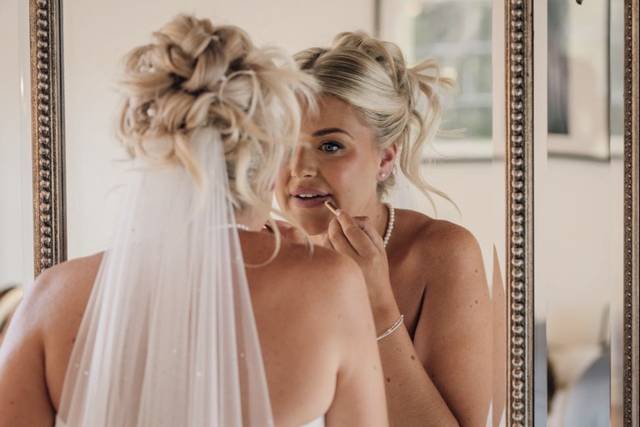 Lucie Alexandria Makeup Artist