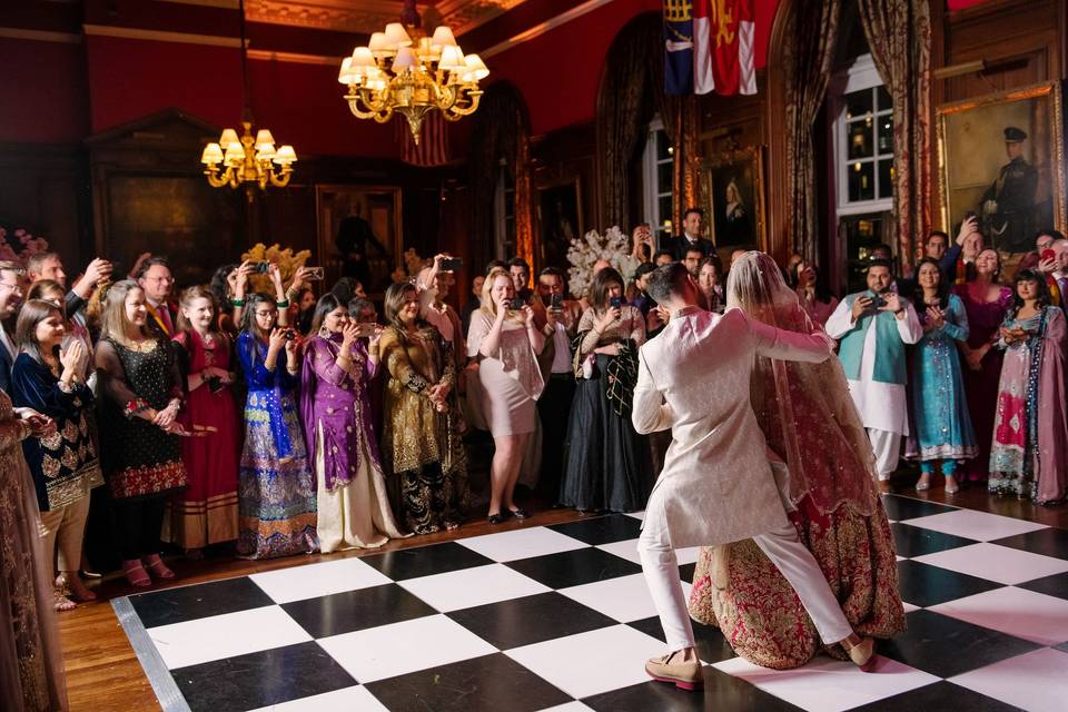 Long Room First Dance