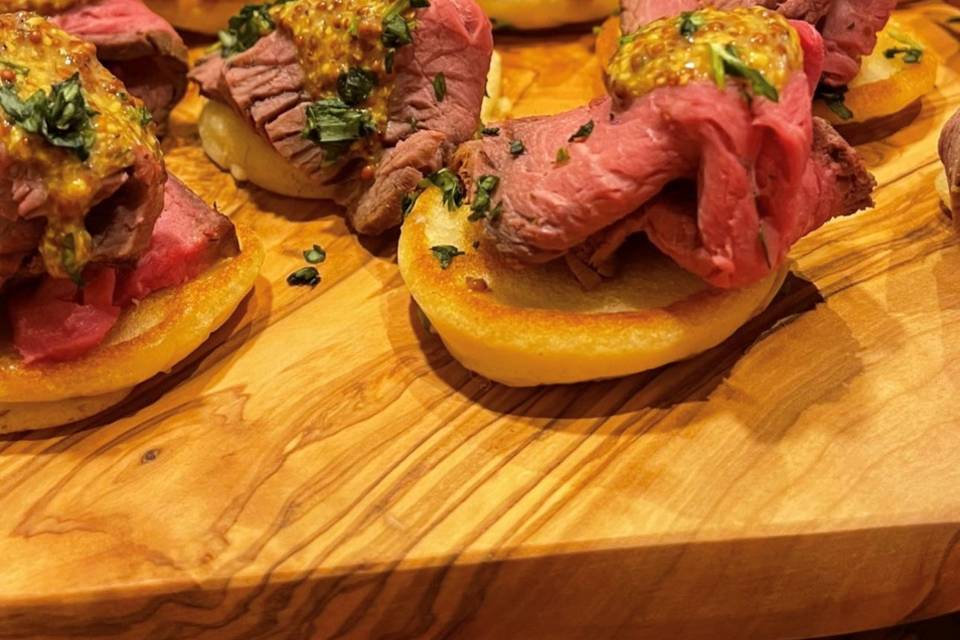 Rare Roast Beef Canapes