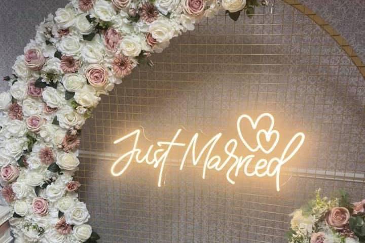 Just married neon