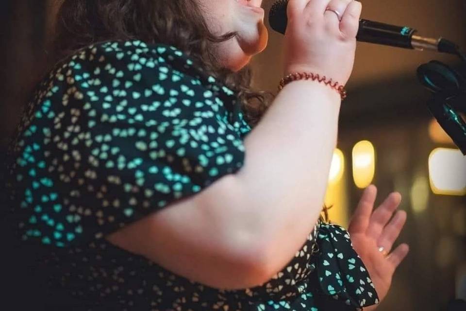 Abi Powell performing